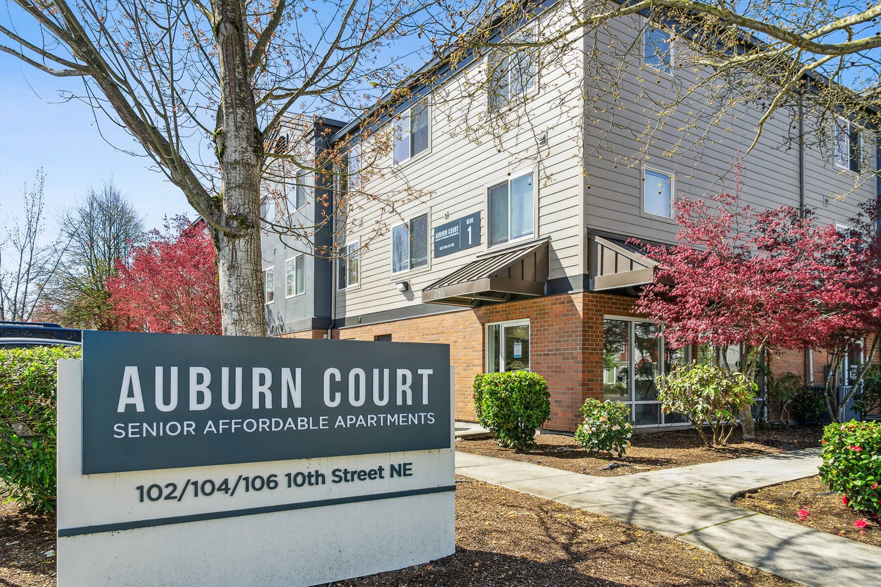 Exterior Monument Sign at Auburn Court Apartments in Auburn WA